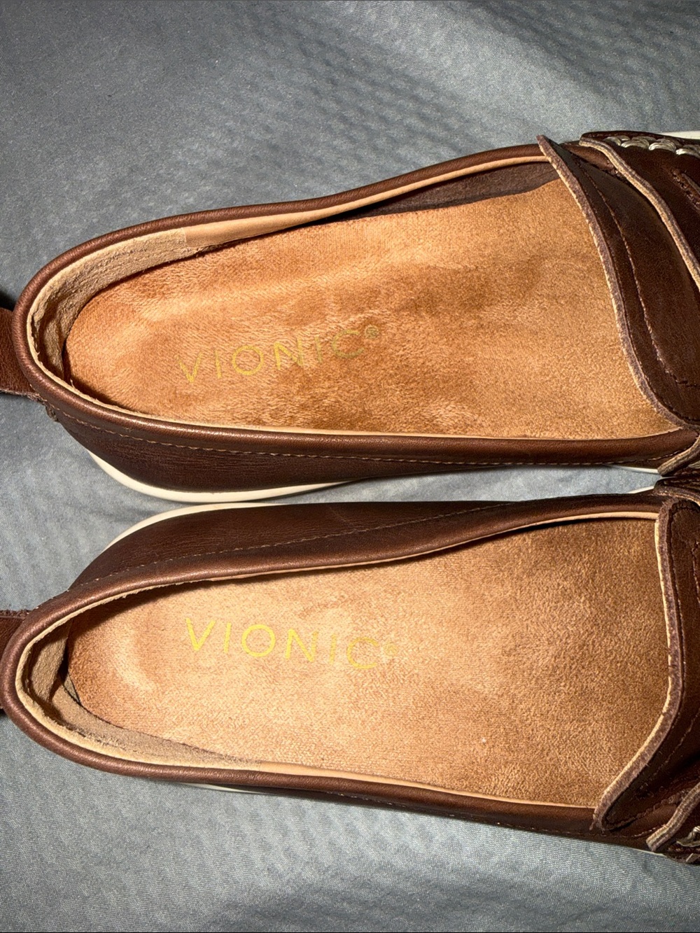 Vionic Chantel Dark Brown Leather Penny Loafer Slip-On Sneaker - Sz 6, Like New - Picture 14 of 15